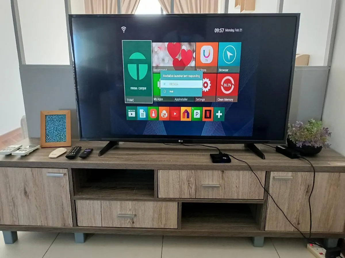 Cozy Seaview 6 Studio Apartment Tanjung Tokong 0*,  Malaysia