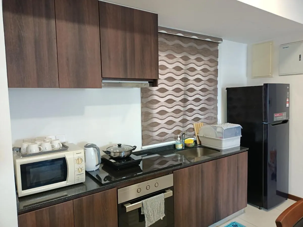 Cozy Seaview 6 Studio Apartment Tanjung Tokong